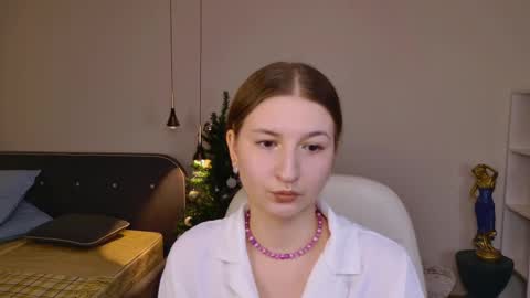 katty_bacchus_ online show from January 13, 1:49 pm