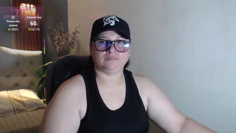 katty online show from November 14, 1:13 pm