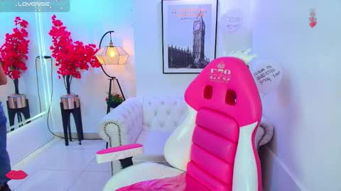 katty_rounds online show from November 17, 12:19 pm