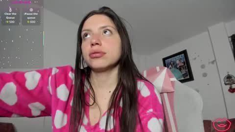 Snapshot of katty_snow chatting on September 12, 12:45 am Katty online show from September 12, 12:45 am