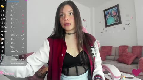 Snapshot of katty_snow chatting on December 7, 5:59 pm Katty online show from December 7, 5:59 pm