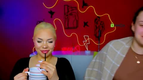 Kat online show from March 30, 5:40 am