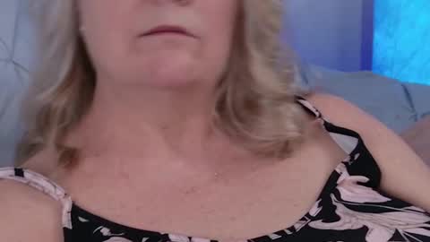 katy_nicole online show from April 8, 7:50 pm