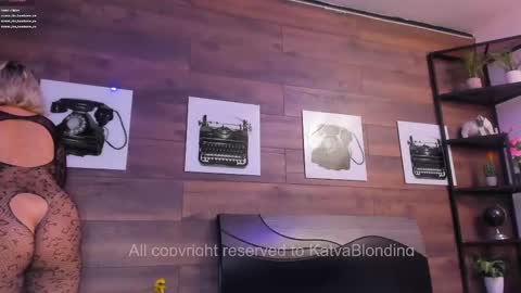 salo  online show from September 9, 2:17 pm