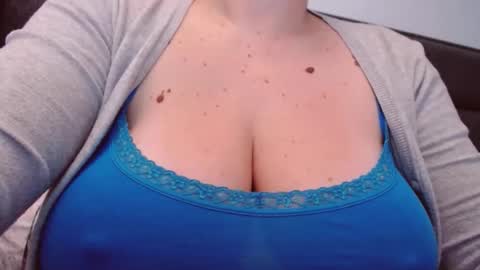 Katy online show from October 30, 6:36 am