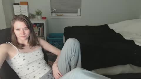 Katy online show from April 4, 3:24 am