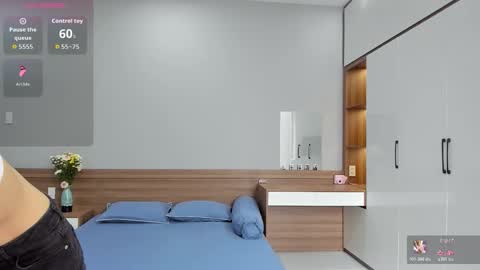 KatyxGold online show from December 21, 8:10 am