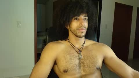 Snapshot of kaurilop chatting on December 6, 11:08 pm Kauri Lop online show from December 6, 11:08 pm