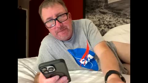 Snapshot of kawarthalakes chatting on October 20, 12:48 am kawarthalakes online show from October 20, 12:48 am