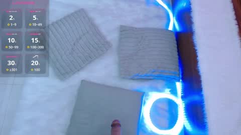 kayakitsune online show from April 2, 4:09 am