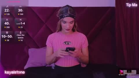 Cattleya stone online show from January 14, 7:16 am