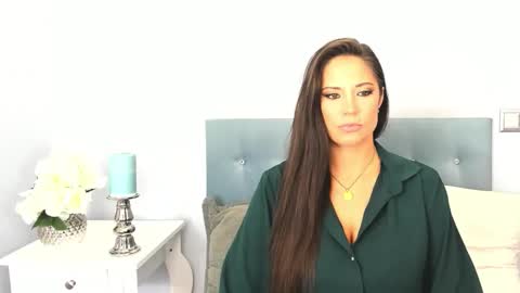 KaydenKat online show from October 8, 5:30 pm