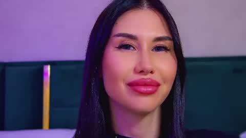 Kayla online show from June 25, 7:41 pm