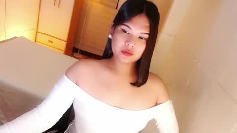 Y O U R        F U T U R E       K A Y L E E  online show from October 9, 8:25 pm