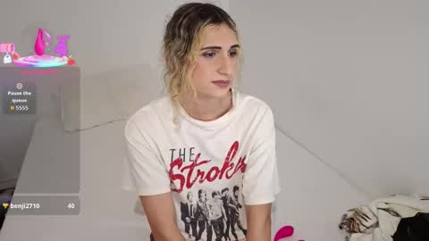 Kaylee Sims online show from February 7, 2:47 am