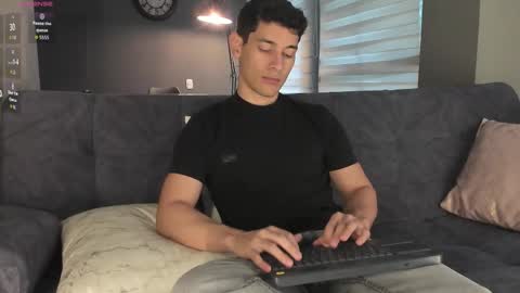 Kayn online show from November 13, 7:16 pm