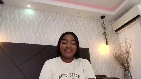 Kayna online show from February 12, 8:01 pm