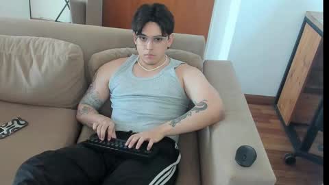 kaynn_b online show from January 29, 5:45 pm