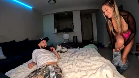 kaythepetiteblonde online show from November 10, 12:57 am