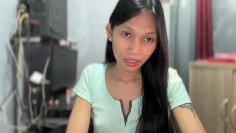 Its me Cora online show from December 17, 4:19 am