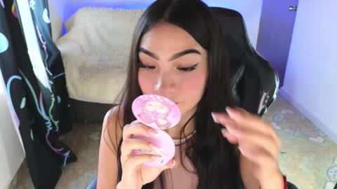 keeiity_moon online show from February 21, 2:53 pm