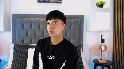 nico online show from February 11, 12:31 pm