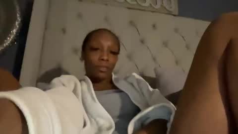 Keephimcum69me online show from December 14, 10:43 am