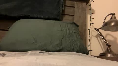 keepquietj online show from February 10, 1:11 pm