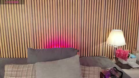 keeyla stone online show from March 22, 11:42 pm