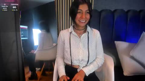 keila online show from November 3, 7:37 pm