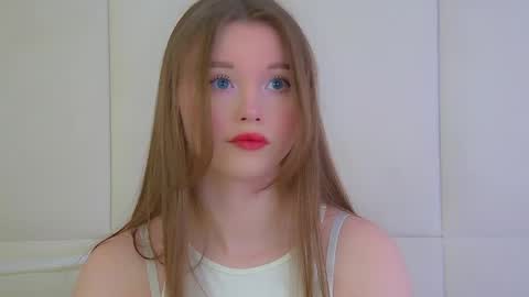 Keira online show from May 11, 6:16 pm