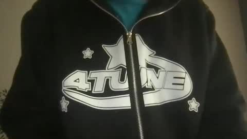 Snapshot of kelkun2828 chatting on September 25, 8:16 pm kelkun2828 online show from September 25, 8:16 pm