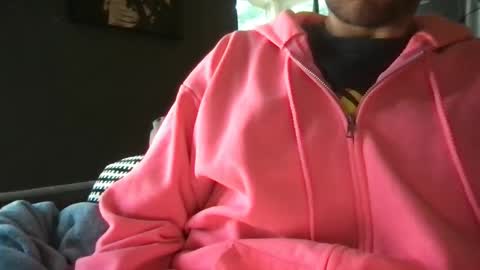 Snapshot of kelkun2828 chatting on January 11, 10:18 pm kelkun2828 online show from January 11, 10:18 pm