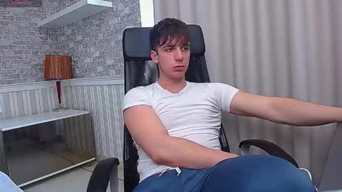 KellenWest online show from January 14, 11:29 am