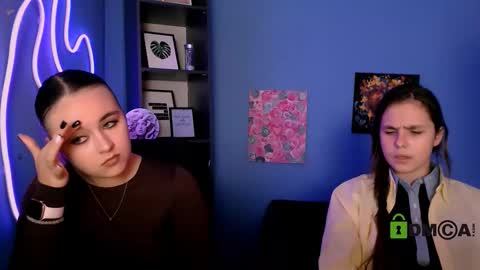 kelly_may1 online show from November 5, 12:51 pm