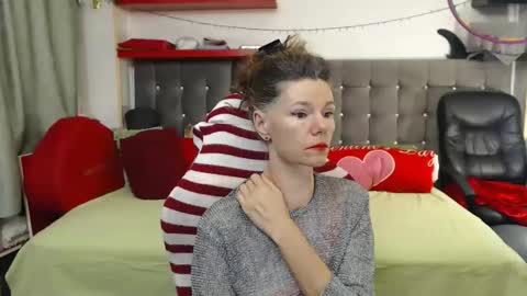 kelly online show from November 15, 4:14 am