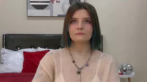 Kelly Stoneys online show from January 18, 6:00 am