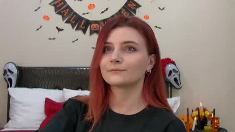 Kelly Stoneys online show from November 3, 5:41 am