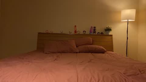 Kelly online show from October 30, 7:25 pm