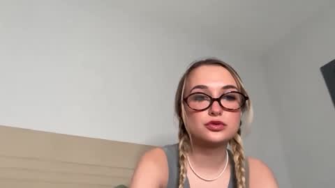 Kelsey Blu online show from February 4, 11:41 pm