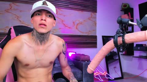 ken_and_bonnie online show from April 28, 8:57 pm