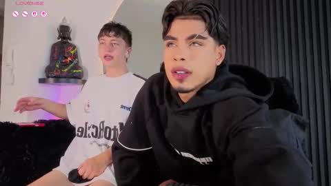   online show from January 7, 7:08 pm