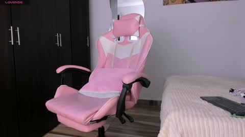 Aleja3 online show from April 15, 7:58 pm