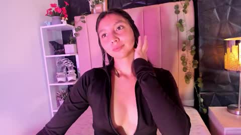 kendall_saenz online show from March 5, 7:56 pm