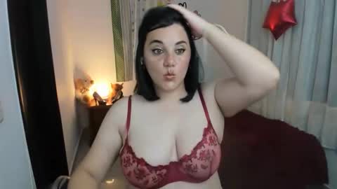 Fernanda online show from April 2, 9:00 pm