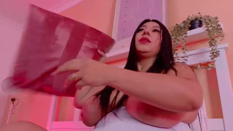   online show from February 5, 9:13 am