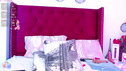 Kendall online show from February 22, 4:09 pm