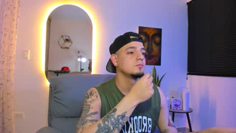 kendel_dimitri online show from February 5, 3:32 am