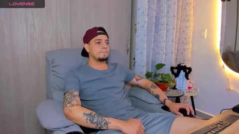 kendel_dimitri online show from October 12, 3:54 am