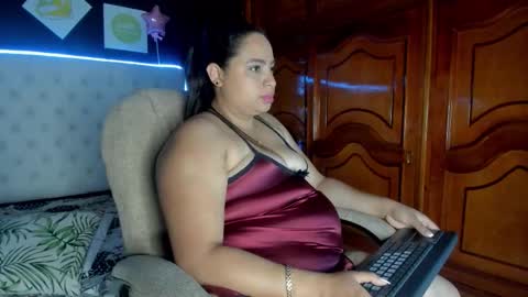 kendra_santos online show from March 21, 6:08 am